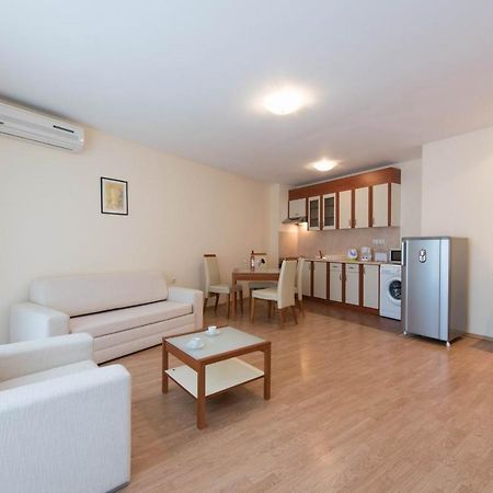 Gt Riviera Fort Beach Apartments Ravda Exteriér fotografie