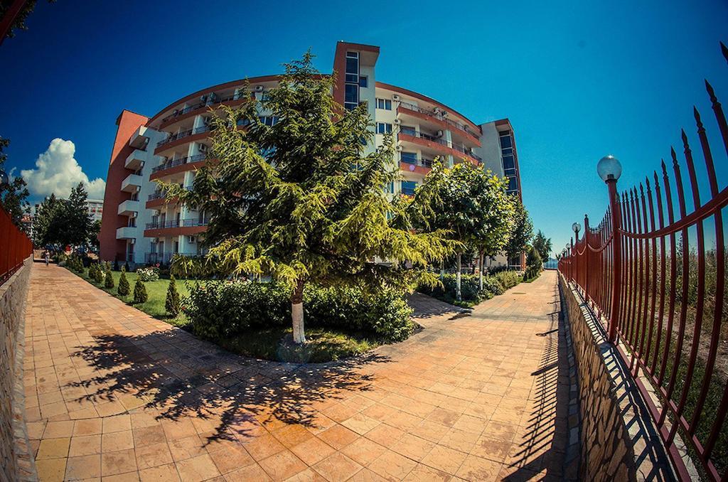 Gt Riviera Fort Beach Apartments Ravda Exteriér fotografie