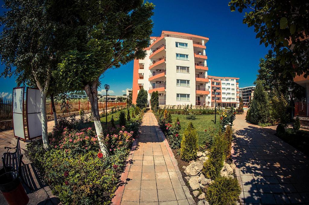 Gt Riviera Fort Beach Apartments Ravda Exteriér fotografie